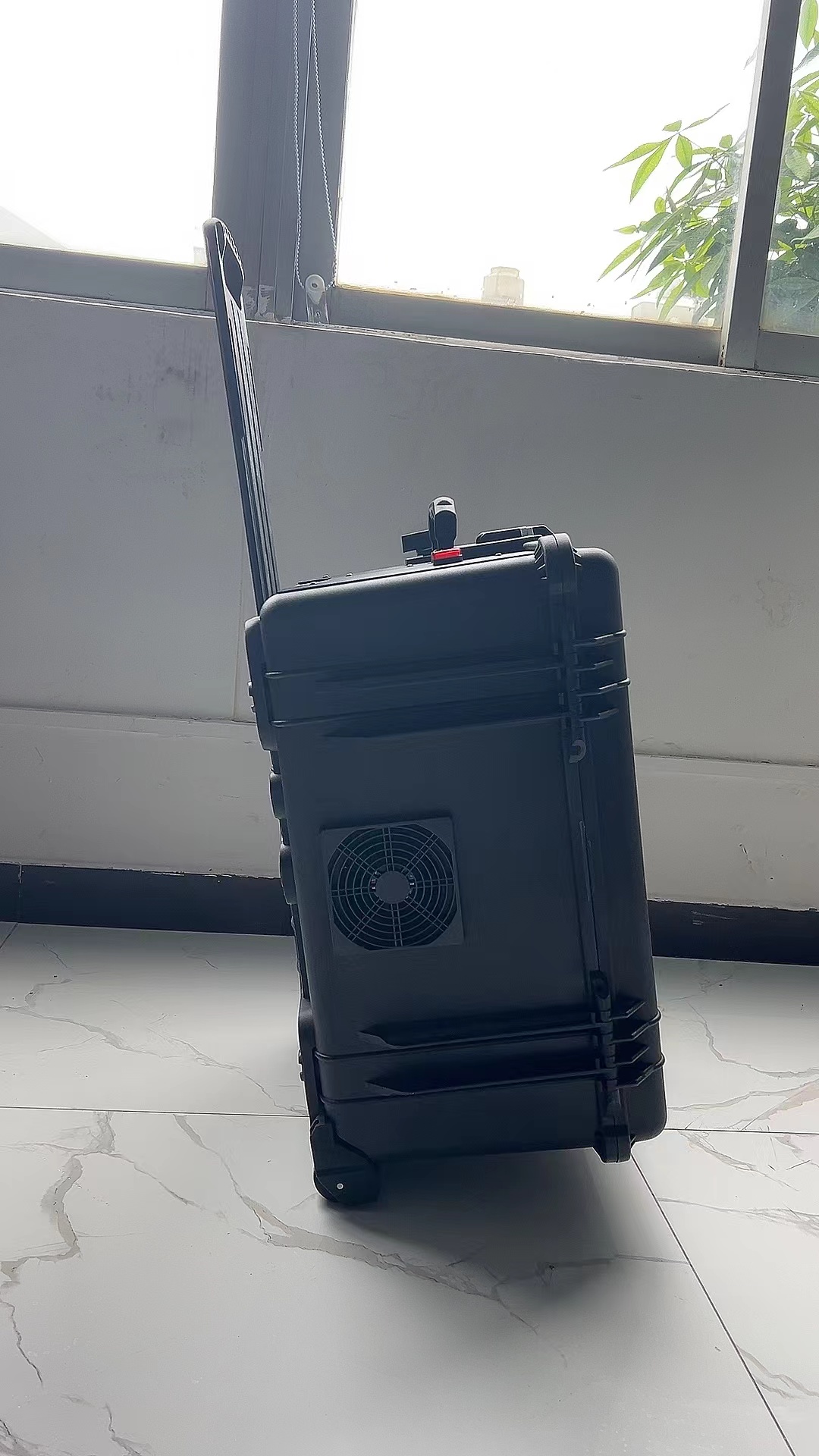 临安手拉箱型移动通信干扰器